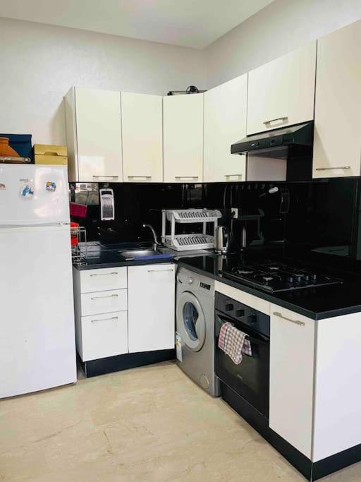Appartement Pieds Dans L'Eau Tamaris Casablanca Bagian luar foto